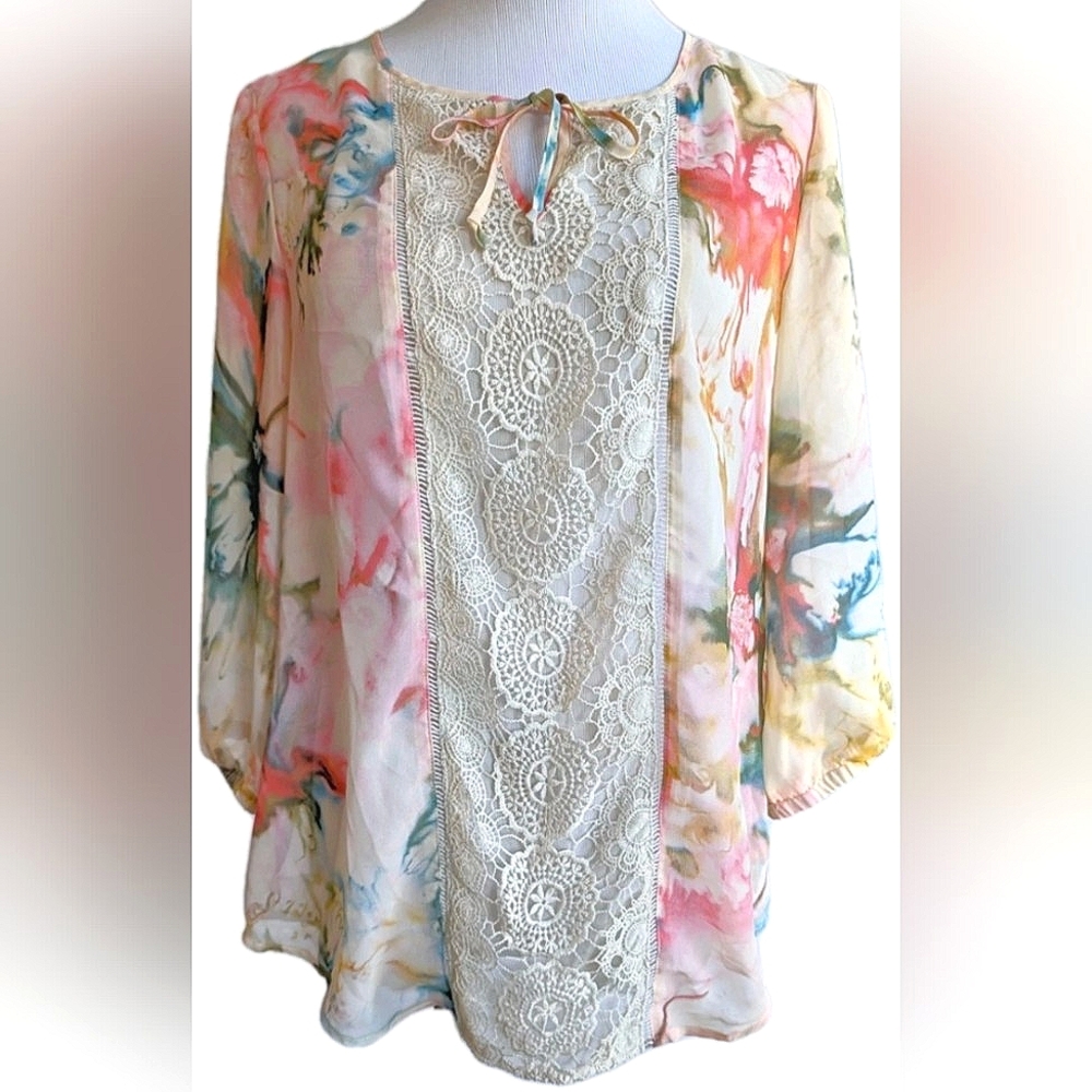 Chicos Diffused Floral Lynelle Top Size 0 Pastel Crochet Lace Feminine Fairy